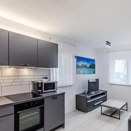 Apartma Hosnar, Apartma Time Out *