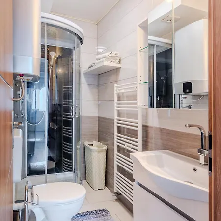 Hosnar, Apartma Time Out Bovec