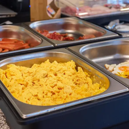 Hosnar, Apartma Time Out *