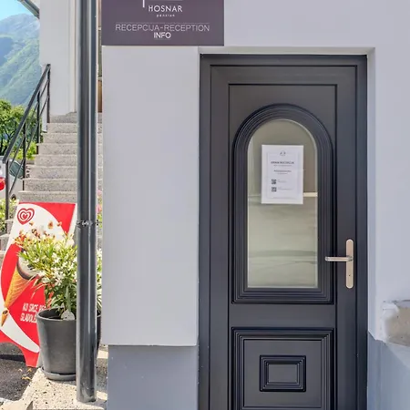 Hosnar, Apartma Time Out Bovec