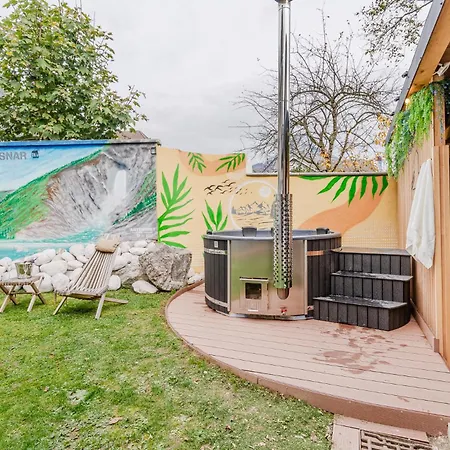 Hosnar, Apartma Time Out Apartament