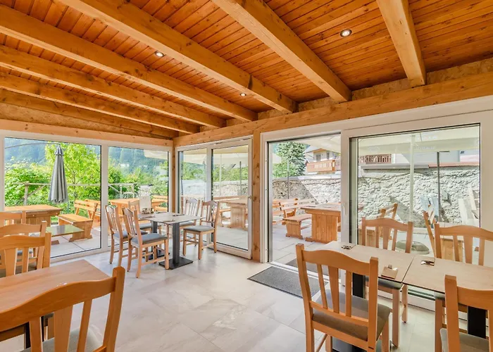 Hosnar, Apartma Time Out דירה בובק