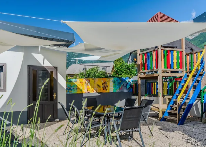 Hosnar, Apartma Time Out * בובק